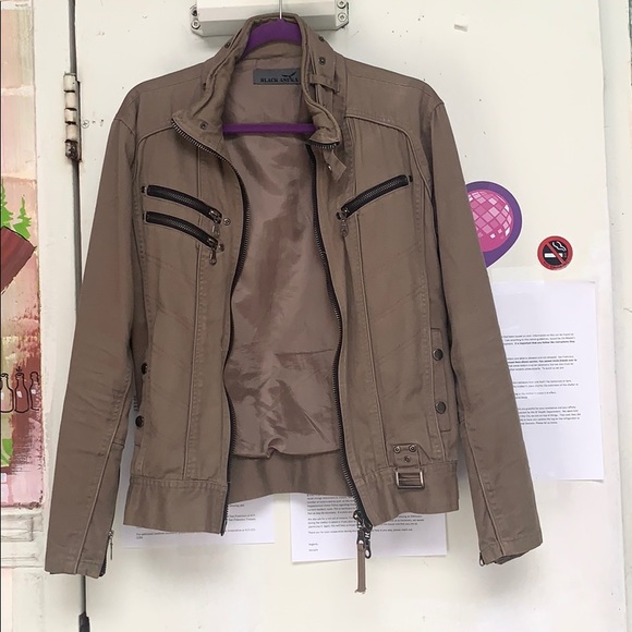 Size medium unisex jacket - Picture 1 of 4